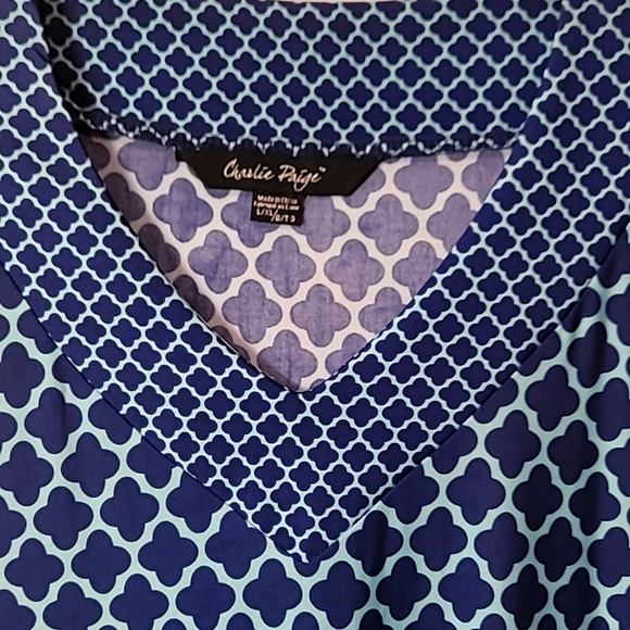 Charlie Paige Tunic V-neck Midi Dress - Picture 9 of 14